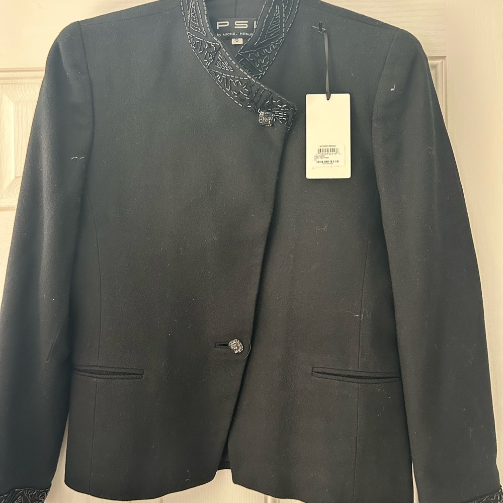 Chic Black Women's Blazer by